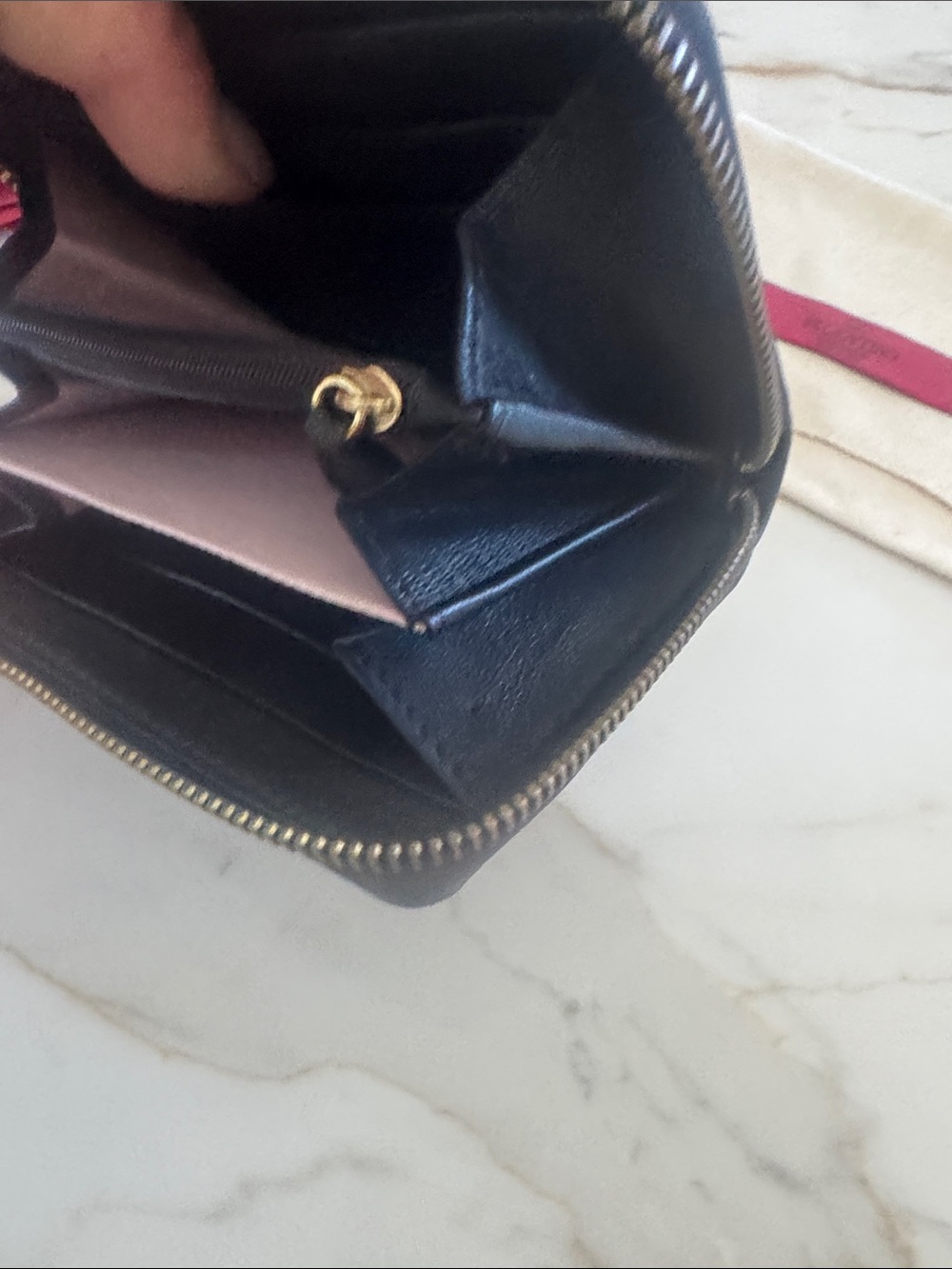 Valentino Black Leather Bow Zip wallet new - Picture 7 of 15